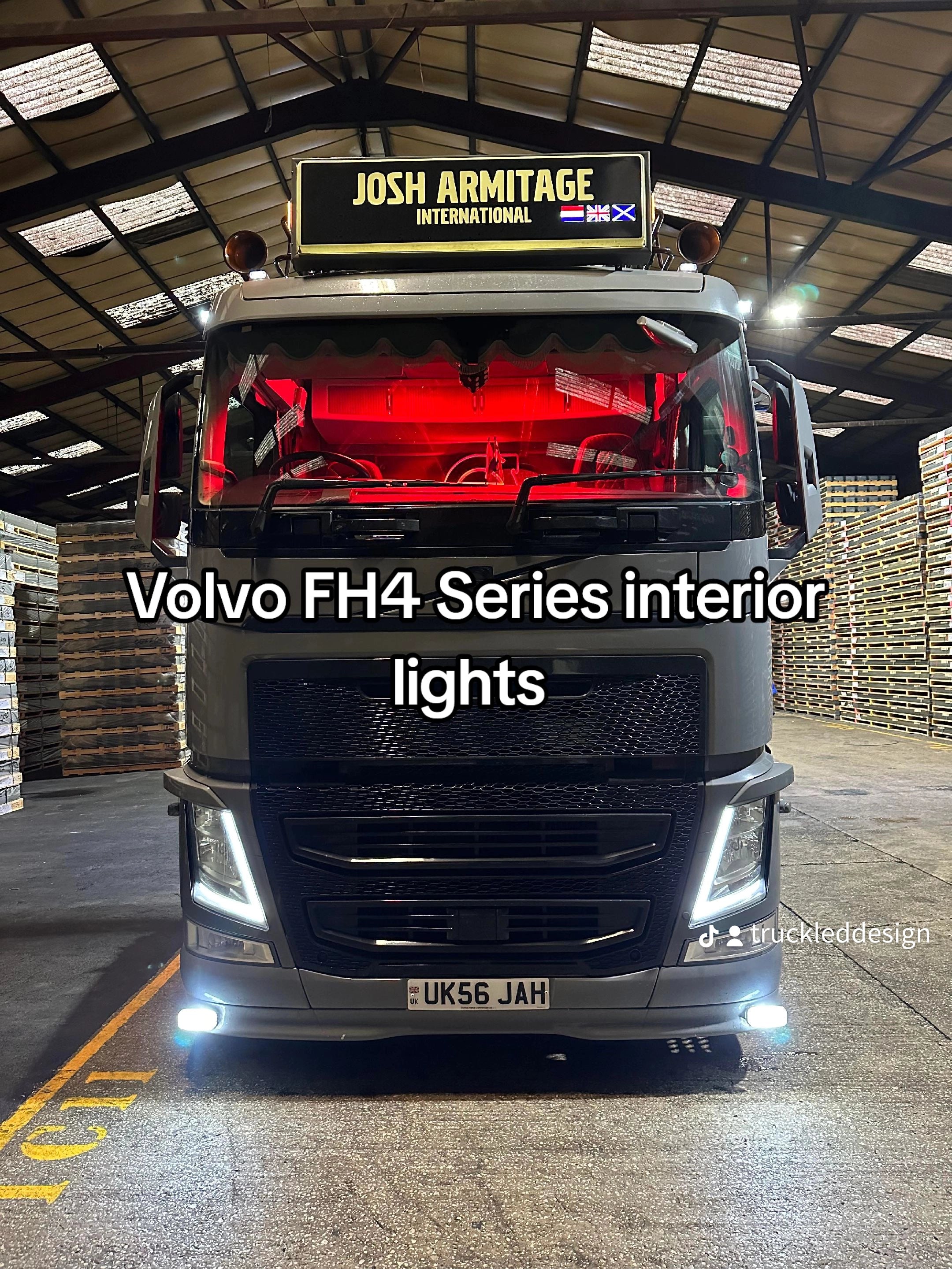 Volvo V4 Dual Colour interior lights