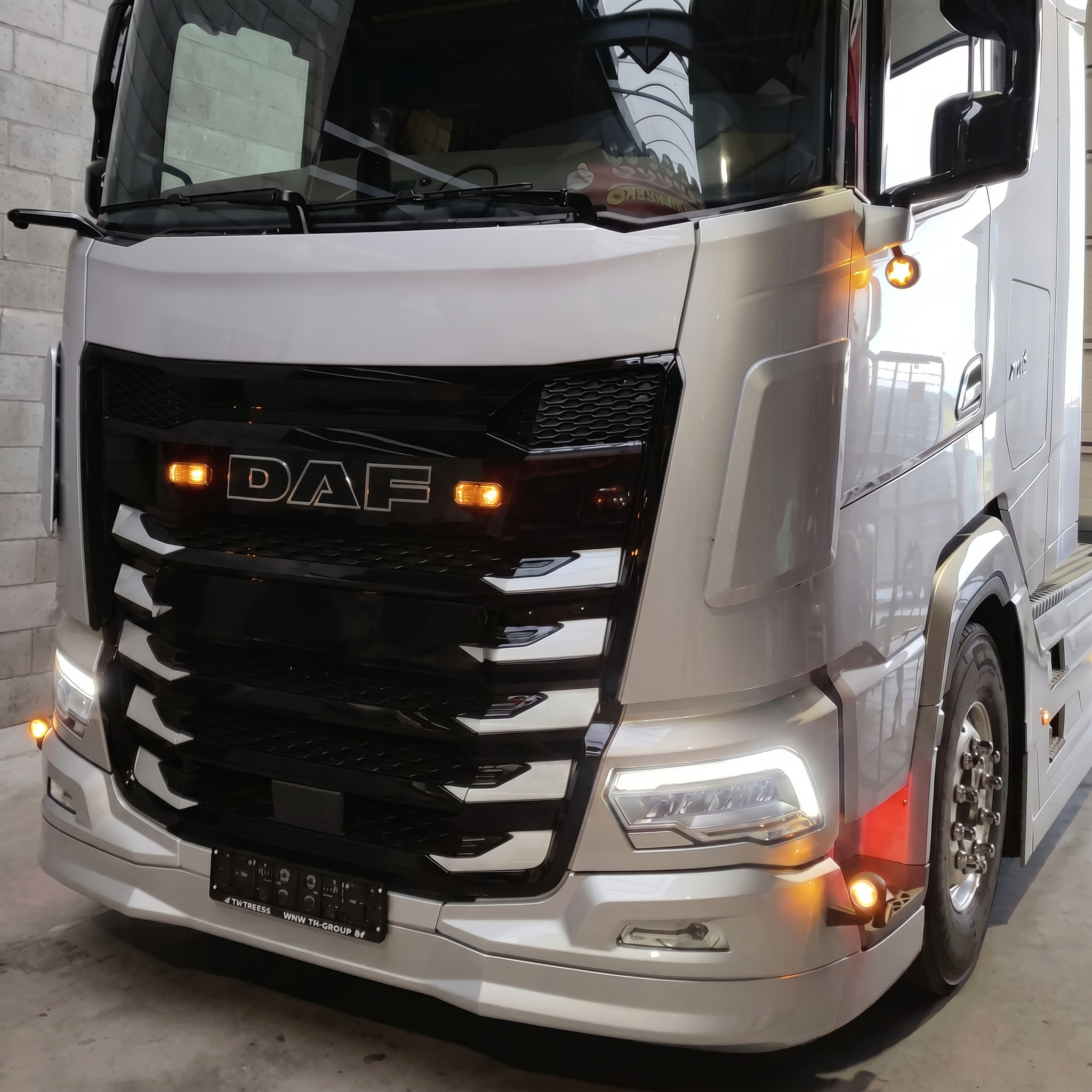 DAF XF/XG/XG+ DRL Conversion Kit (White) (2021+)