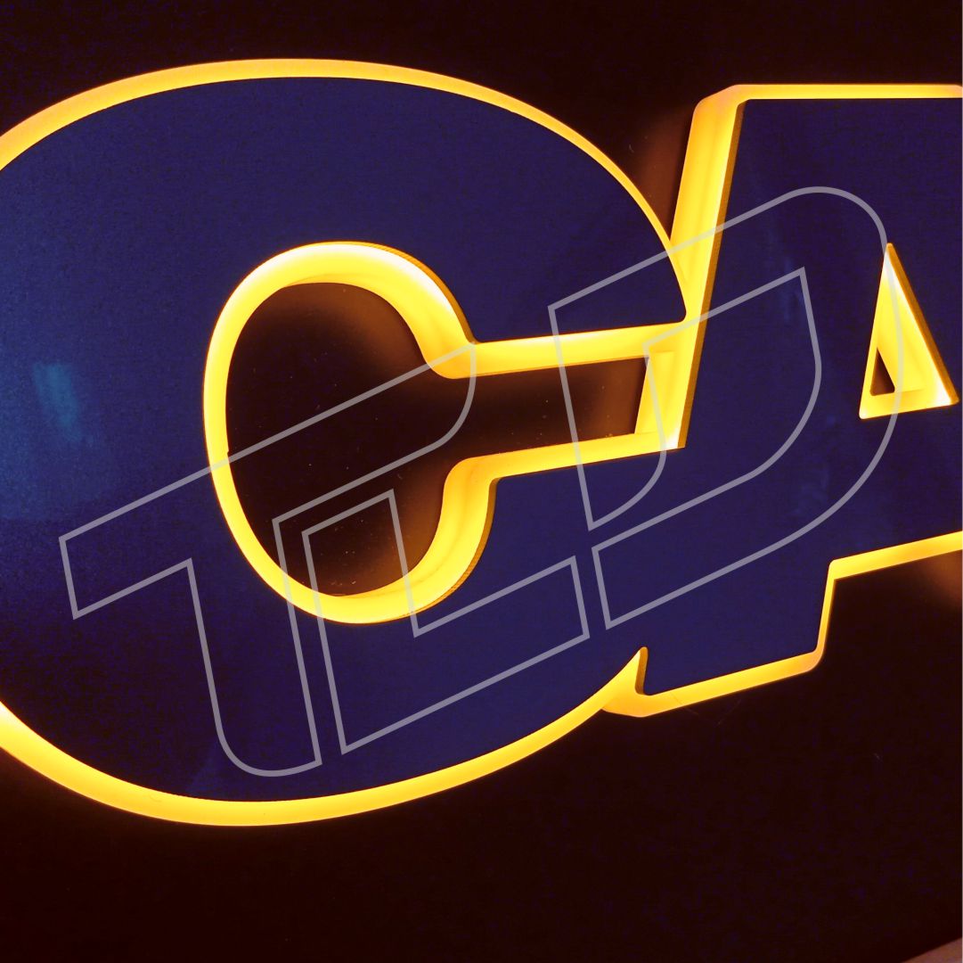Scania Illuminated Grill Badge – LED Front Letter Sign (83 × 13 cm)