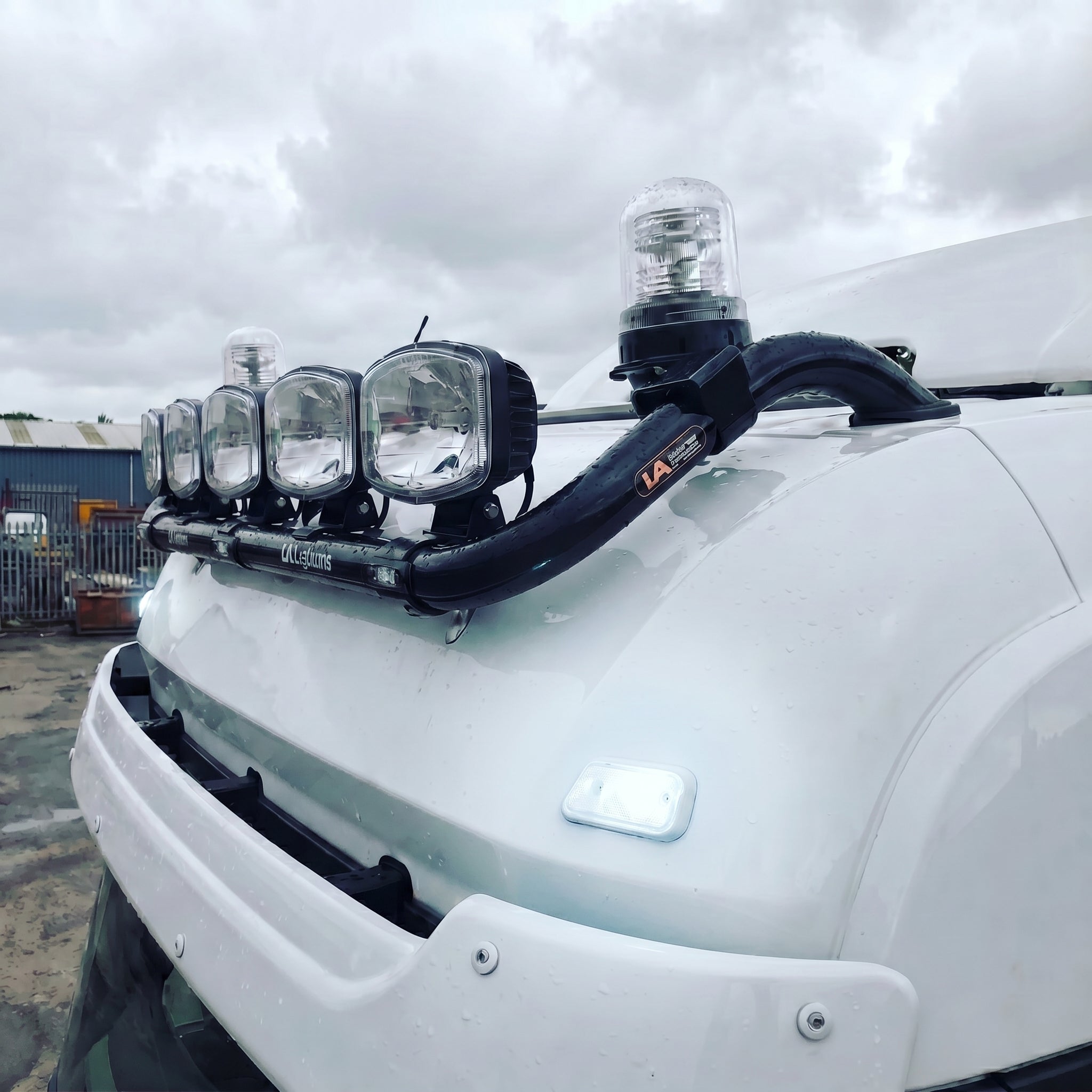 Mercedes Actros MP4 Dual Colour Top Lamp