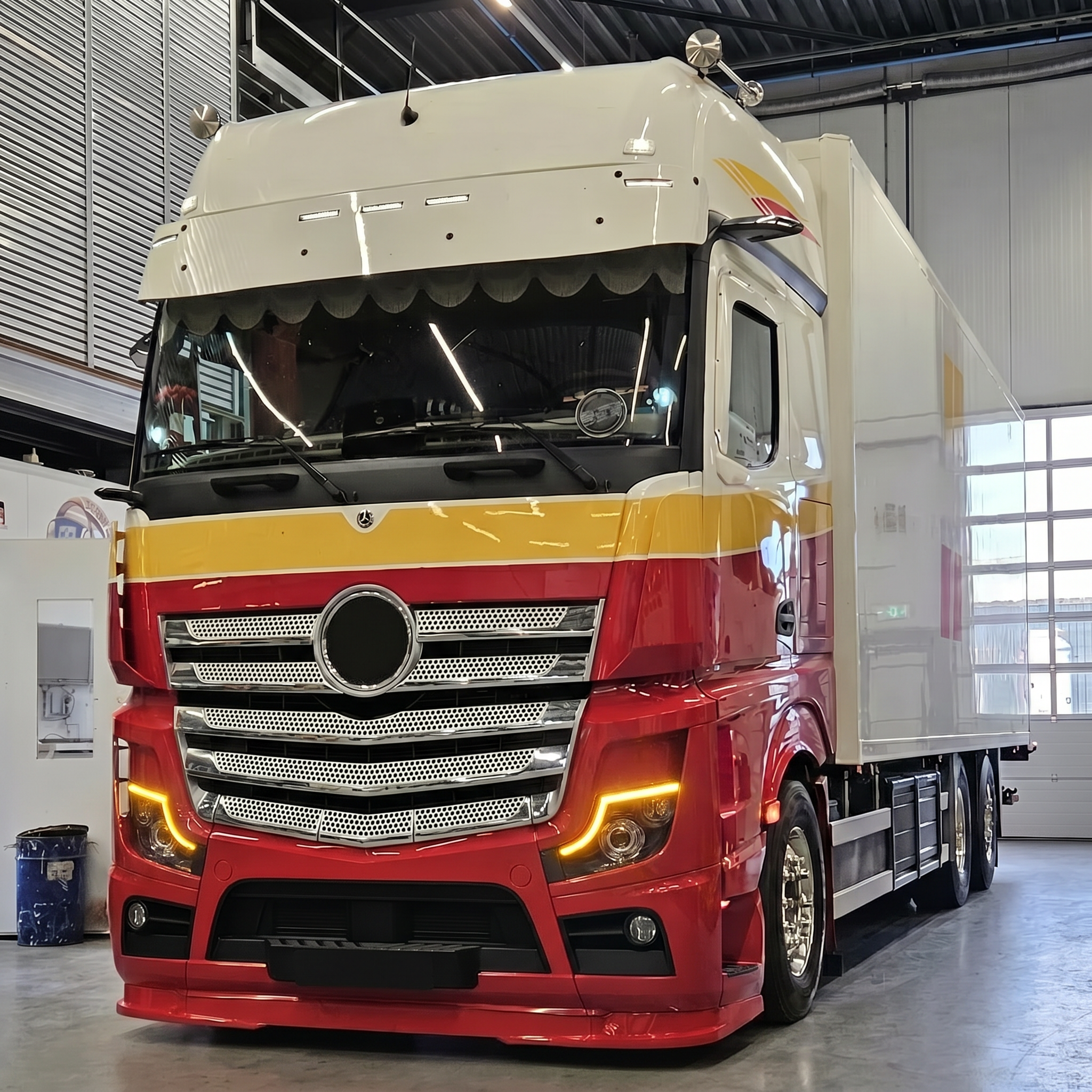 Mercedes Actros MP5 DRL Conversion Kit (Amber) (2020+)