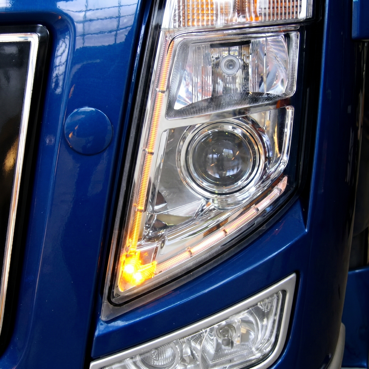 Volvo FH3 DRL Conversion Kit (Amber) (2009 - 2012)