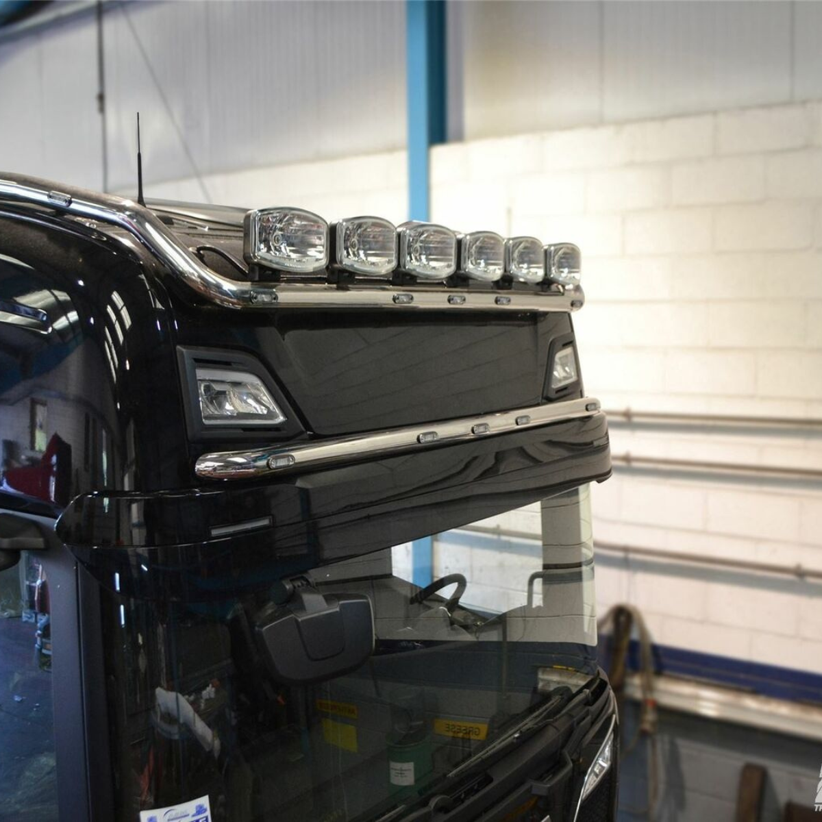 Scania Next-Gen visor bar