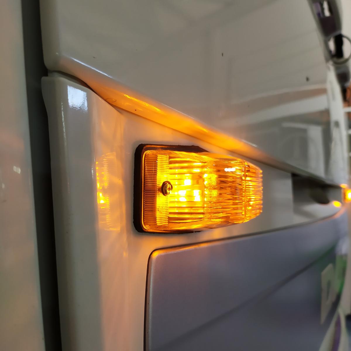 Omnius LED Double Burner (Amber)