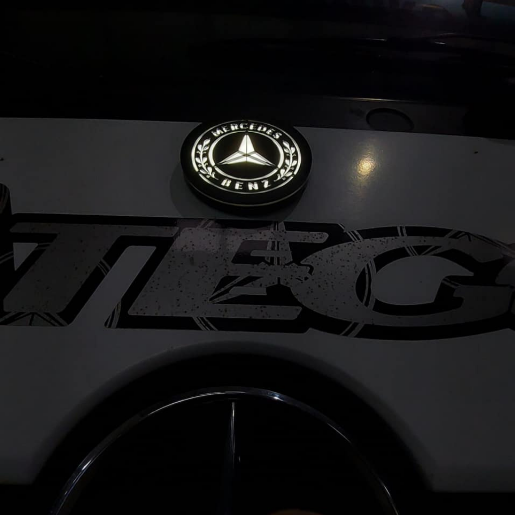 Mercedes Benz LED Emblem - TruckLedDesign