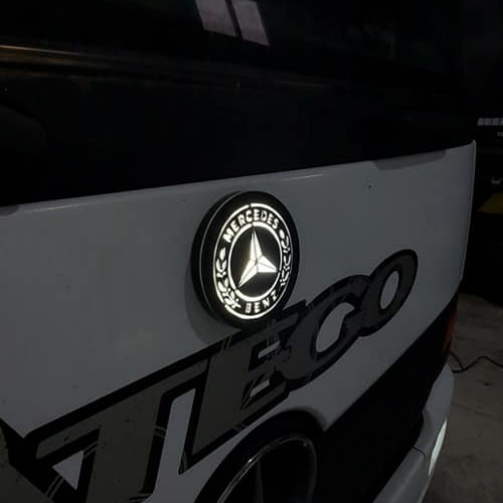 Mercedes Benz LED Emblem - TruckLedDesign