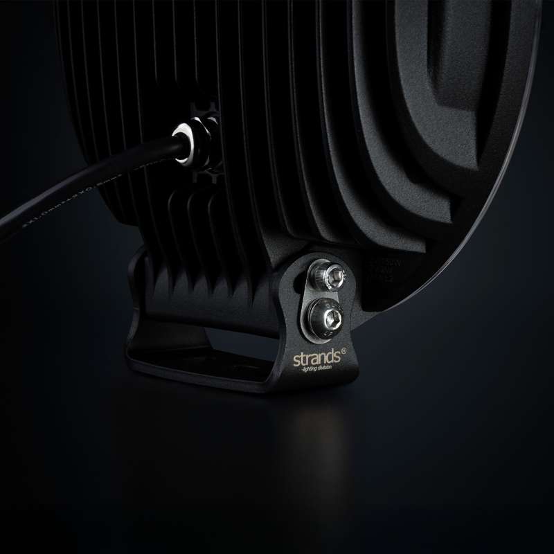 [STRANDS] DARK KNIGHT INTENSE DRIVING LIGHT 9″