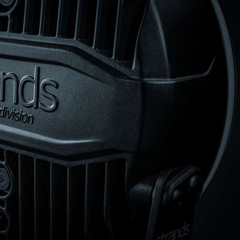 [STRANDS] FIREFLY PRO DRIVING LIGHT 9″