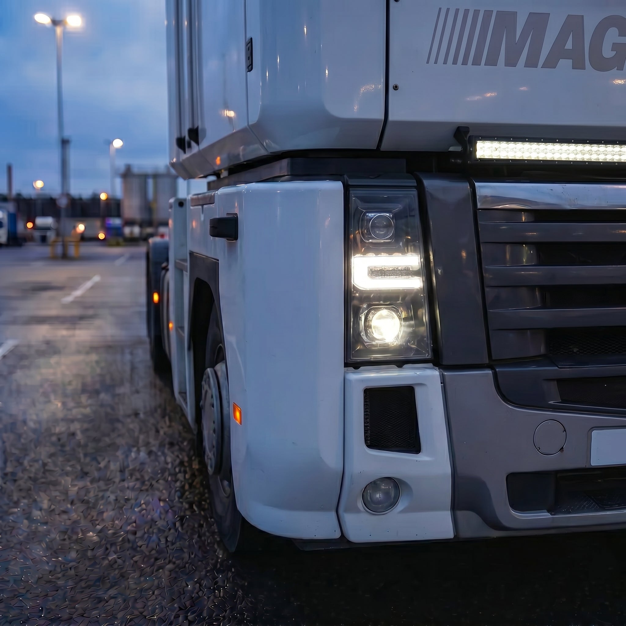 Renault Magnum LED Headlights
