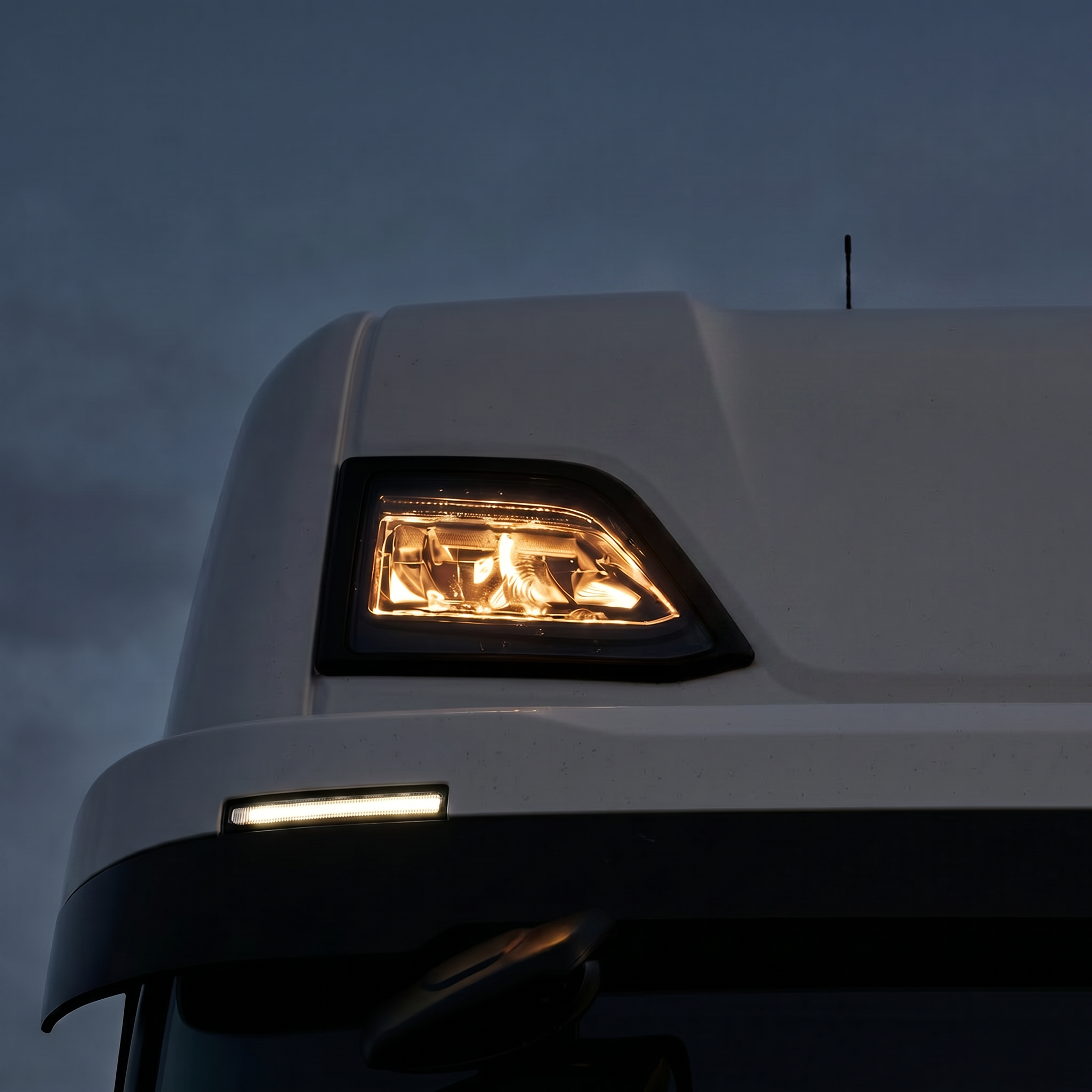 Scania Next-Gen Dual Color Position Lights Top High-Beam (2023+)