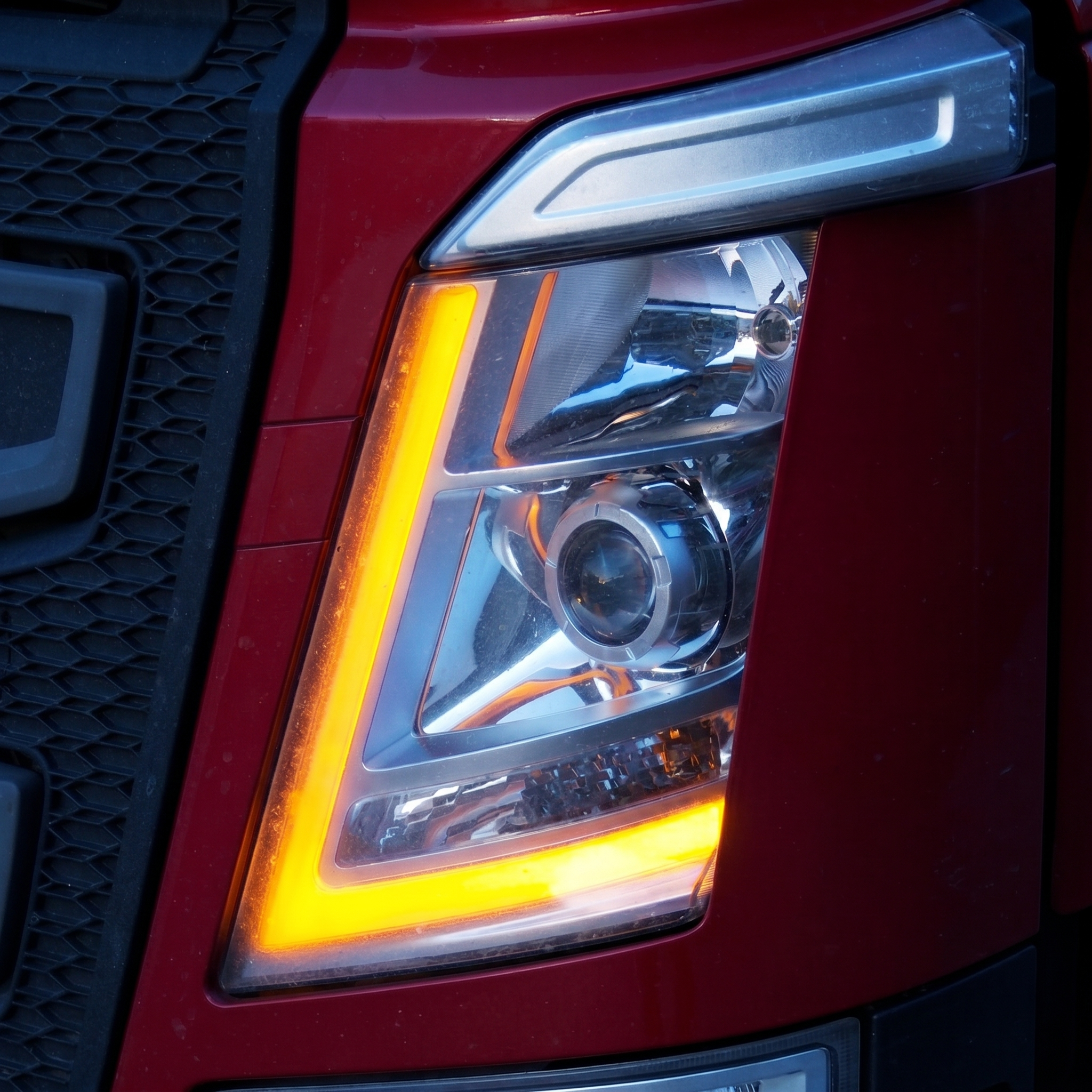 Volvo FH4 DRL Conversion Kit (Amber) (2012-2015)